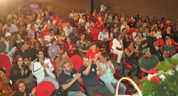 Centenas de convidados lotaram o audit