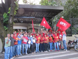 Sindicatos fortes se uniram 