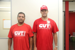 Watoira Antonio, presidente da CUT Regional Zona da Mata, com Watoira Antonio, presidente da CUT Regional Zona da Mata, com Wagner Evangelista Correiaagner Evangelista Correia