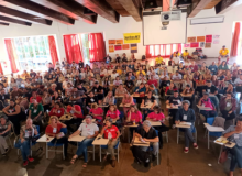 Em assembleia geral, docentes da UEMG decidem pela continuidade da greve