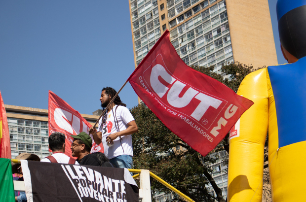 Nota de solidariedade e apoio à greve dos trabalhadores e trabalhadoras dos Correios