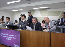 Base de Zema bate cabeça ao incluir e retirar Gasmig da PEC do Referendo