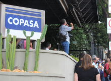 Discurso em Divinópolis repete ataques à Copasa feitos em Patos de Minas