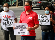 Servidoras e servidores públicos de Belo Horizonte protestam contra o PL 961