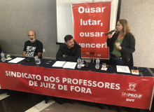 Professoras e professores da rede privada paralisam atividades em Juiz de Fora