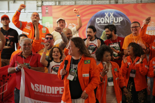Petroleiros e petroleiras elegem primeira mulher coordenadora da FUP