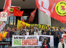 Copom volta a anunciar queda de Selic, que vai para 12,75%