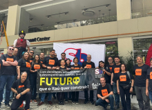 Sindicato promove ato contra demissões, adoecimento e fechamento de agências do Itaú