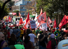 No 7 de setembro, mineiros enchem as ruas de BH em defesa da soberania