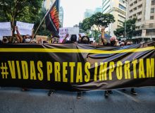 Povo reafirma nas ruas luta contra racismo, fascismo, pela vida, SUS e democracia