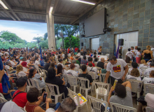 Trabalhadores em educação da rede estadual decidem pela continuidade da greve