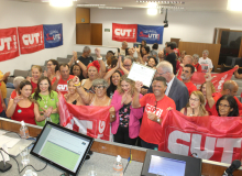 Assembleia Legislativa homenageia a CUT/MG pelos 40 anos de fundação