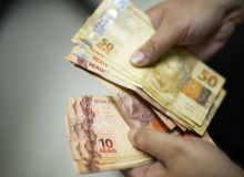 Salário mínimo fora da regra fiscal é fundamental para geração de emprego e renda