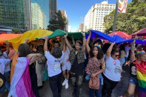 Dia do orgulho: CUT debate saúde mental, violência e acolhimento a pessoas LGBTQIA+