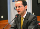 Zema nomeia ex-promotor advogado de mineradoras para chefiar órgão ambiental em MG