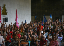 Trabalhadores (as) na educação decidem entrar em greve a partir do dia 4