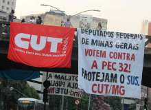 CUT/MG e Sind-UTE/MG fazem bandeiraço em BH no Dia Nacional de Luta contra a PEC 32 - Fotos Rogério Hilário