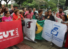 "Abraçaço" na Escola de Saúde Pública de Minas Gerais - Fotos Rogério Hilário